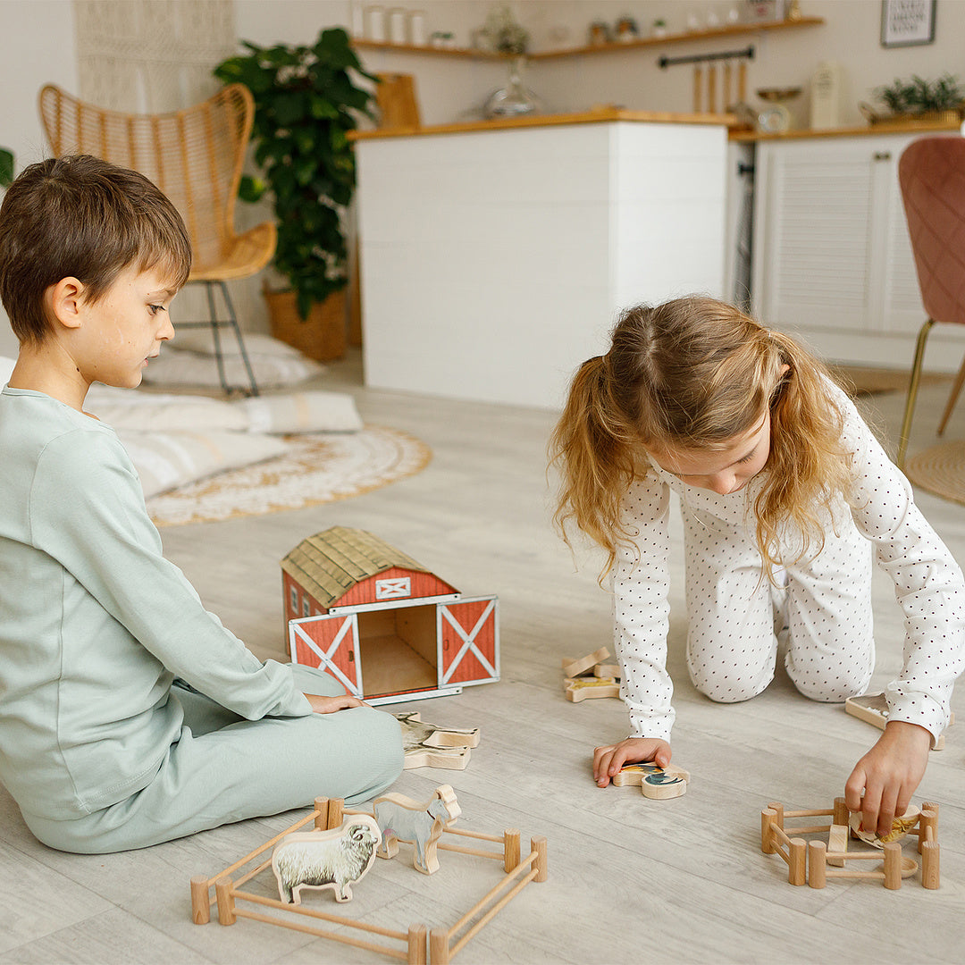 Wooden set "Farm" with animal figures 13 pcs