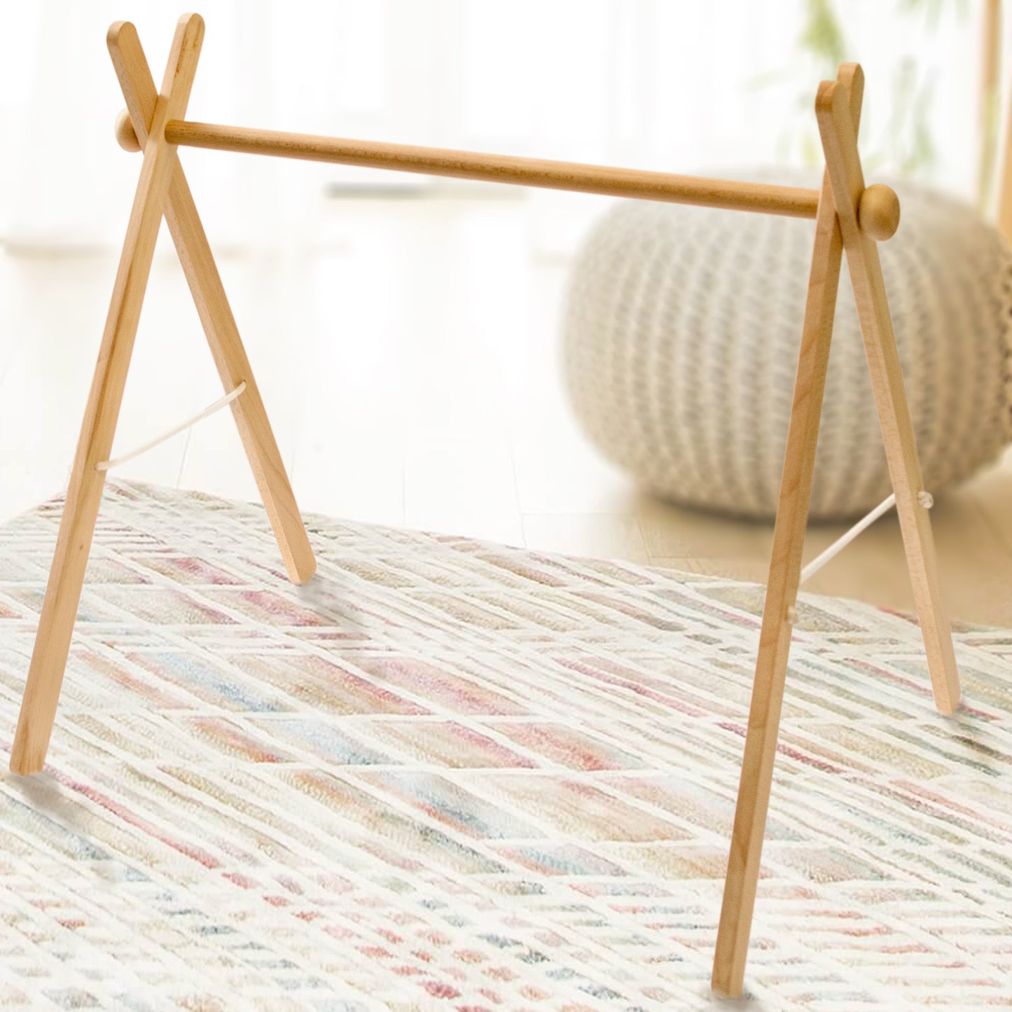 Montessori educational stand