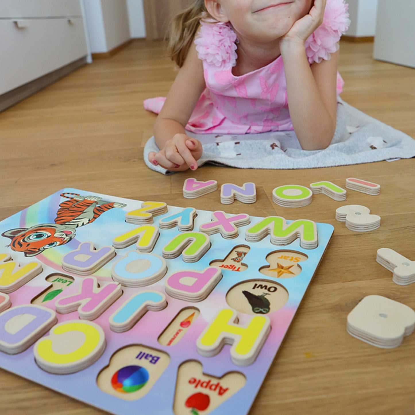 Magnetic English Alphabet "Tiger"