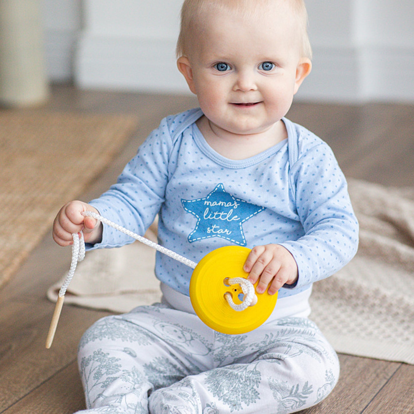 Developing Game Lacing Button yellow Montessori Toy