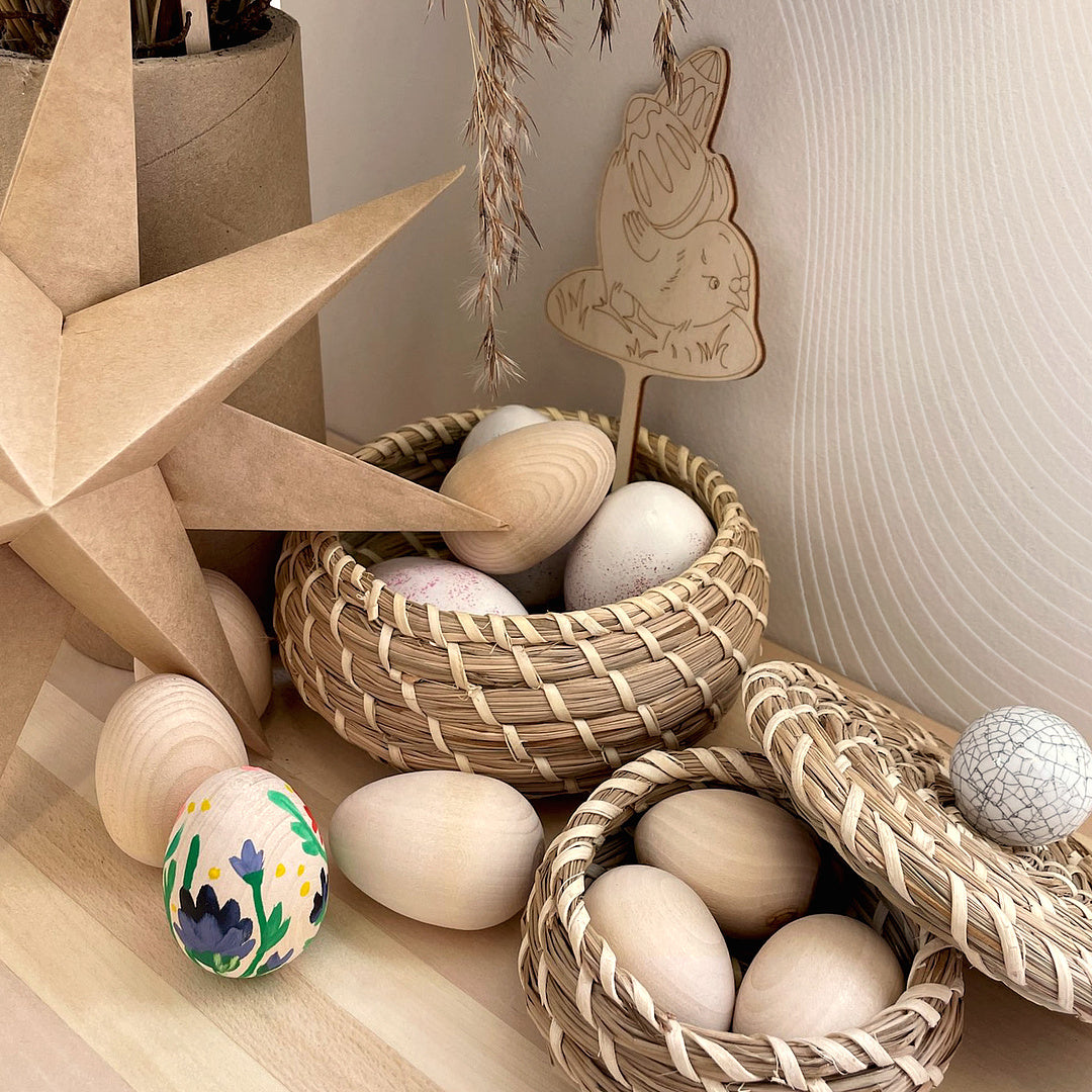 Wooden set of medium eggs 5 pieces