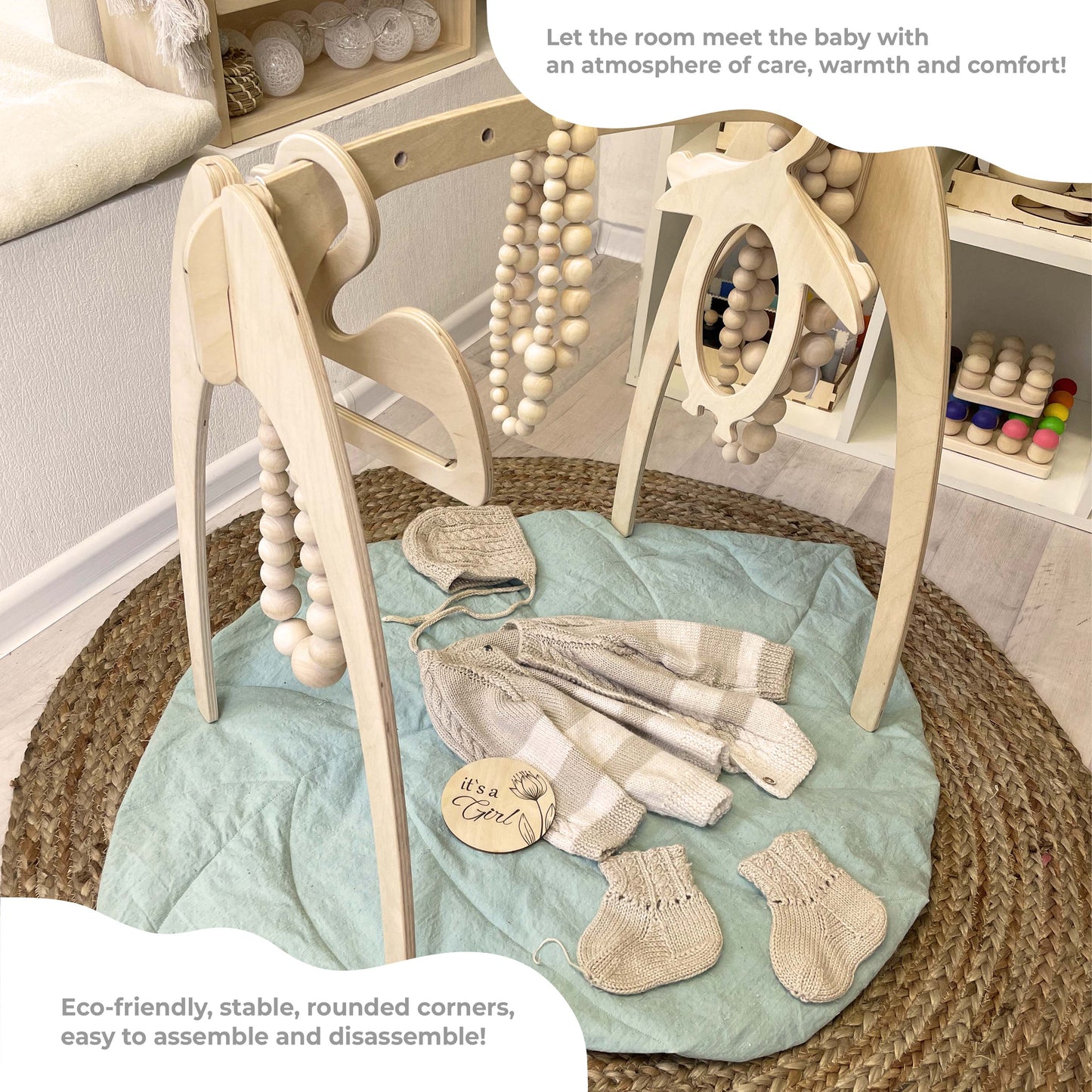 Children's wooden clothes rack + 3 children's hangers