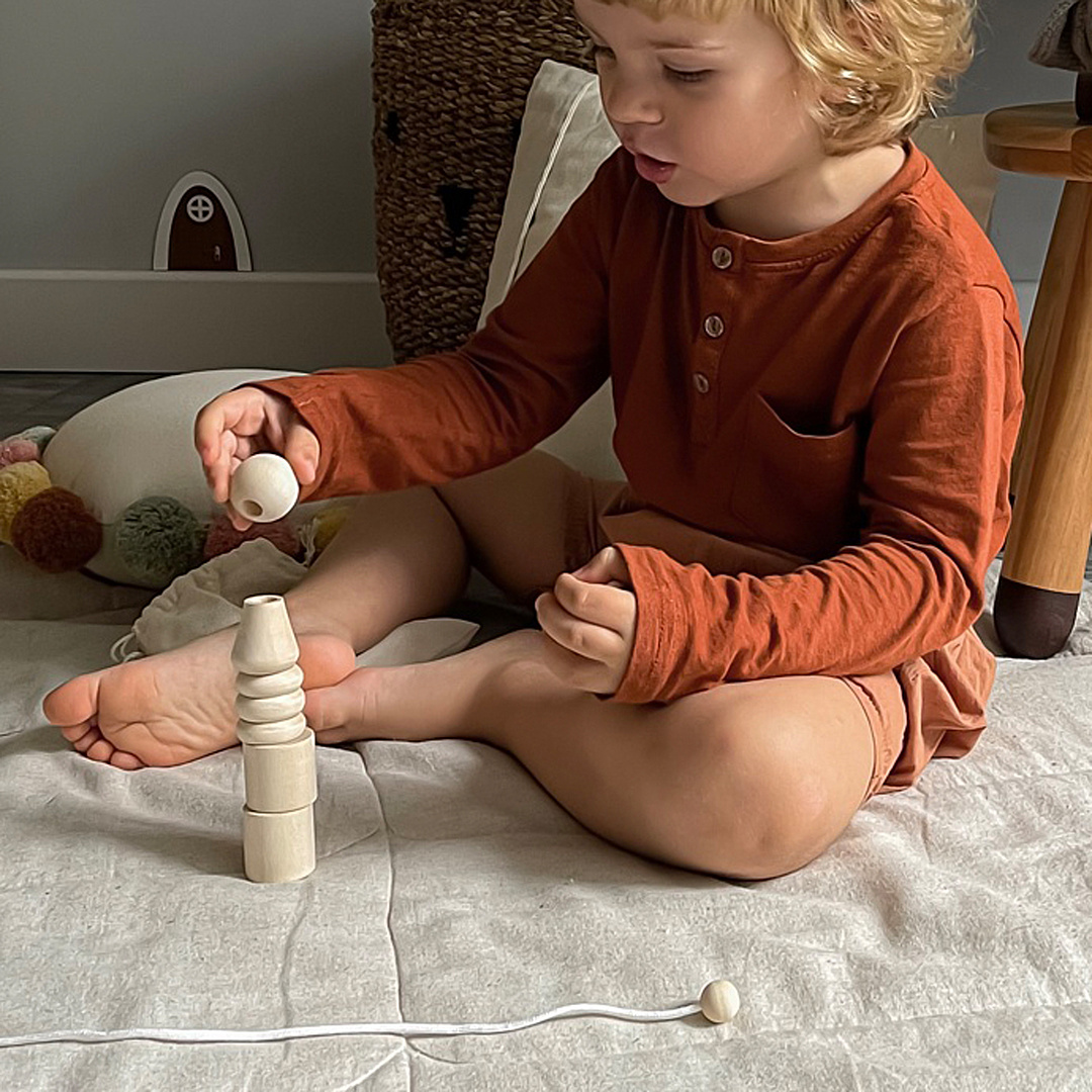 DIY Unpainted Lacing Montessori Toy Wooden 12 figures