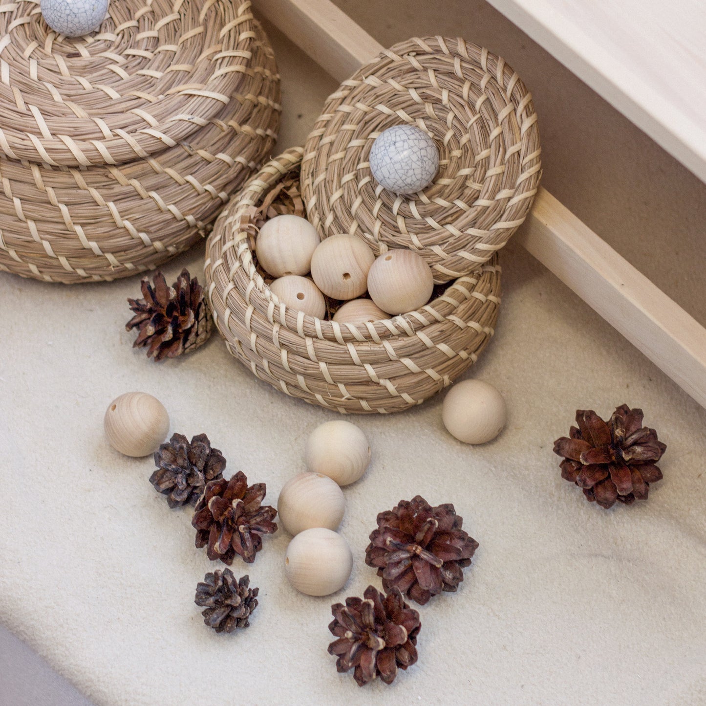 Wooden beads 30 mm 10 pcs