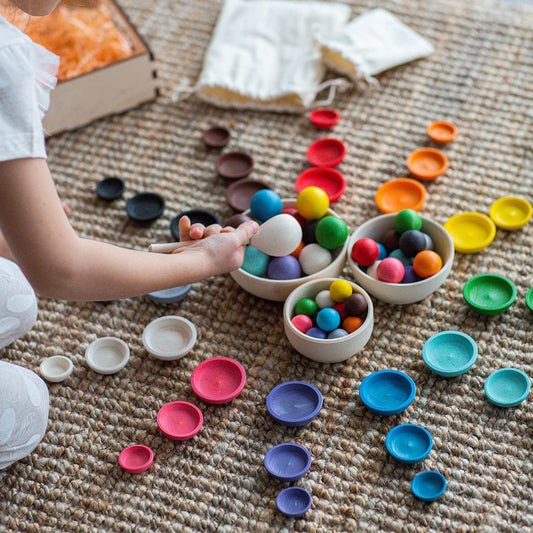 Colours and Sizes 36 Balls 3+